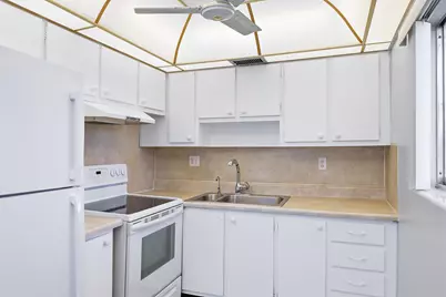 2004 Lake Osborne Drive #1, Lake Worth Beach, FL 33461 - Photo 8