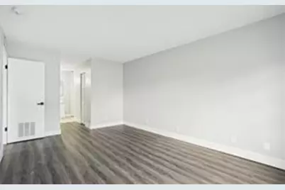 3244 NW 84th Avenue, Sunrise, FL 33351 - Photo 8