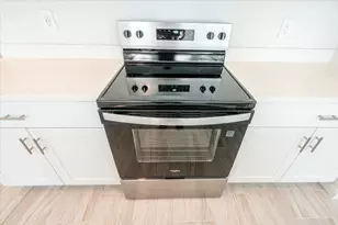 590 Salisbury Cir, Fort Pierce, FL 34982 - Photo 12