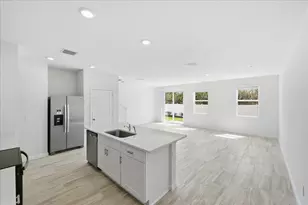 590 Salisbury Cir, Fort Pierce, FL 34982 - Photo 10