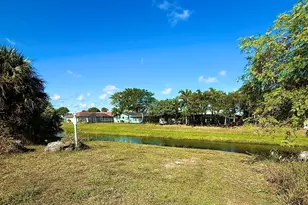 3797 E Roan Ct, Palm Beach Gardens, FL 33403 - Photo 14