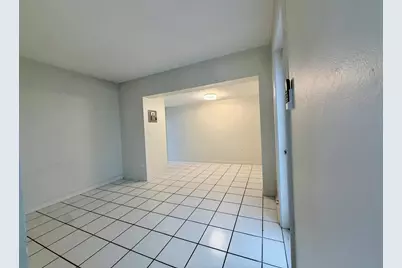 1215 NE 17th Avenue #Unit 5, Fort Lauderdale, FL 33304 - Photo 6