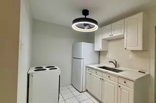 1215 NE 17th Ave, Fort Lauderdale, FL 33304 - Photo 2