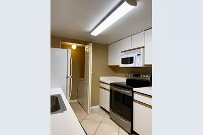 9799 Westview Drive #Unit 1015, Coral Springs, FL 33076 - Photo 2