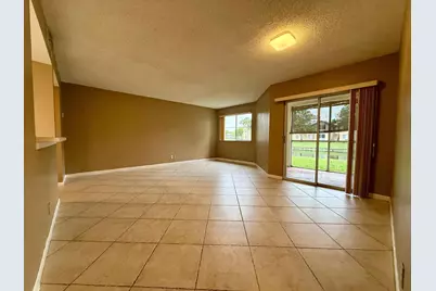 9799 Westview Drive #Unit 1015, Coral Springs, FL 33076 - Photo 4