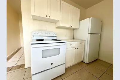 407 55th Street, West Palm Beach, FL 33407 - Photo 2