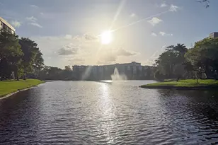 2334 S Cypress Bend Dr, Pompano Beach, FL 33069 - Photo 36