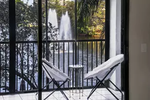 2334 S Cypress Bend Dr, Pompano Beach, FL 33069 - Photo 1