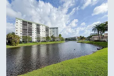 2334 S Cypress Bend Drive #202, Pompano Beach, FL 33069 - Photo 34