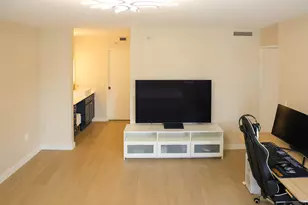 2334 S Cypress Bend Dr, Pompano Beach, FL 33069 - Photo 20