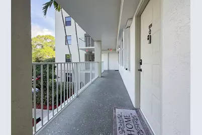 2334 S Cypress Bend Drive #202, Pompano Beach, FL 33069 - Photo 30
