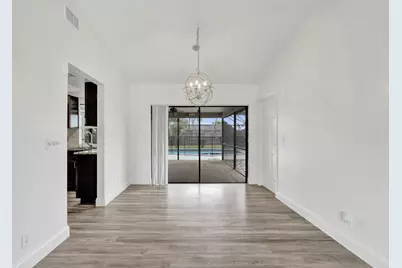 5127 E Woodstone Cir Circle E, Lake Worth, FL 33463 - Photo 8