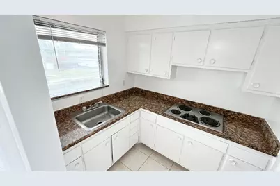 1251 W River Drive #Unit 6, Margate, FL 33063 - Photo 10