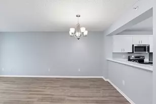 9511 Weldon Cir, Tamarac, FL 33321 - Photo 6