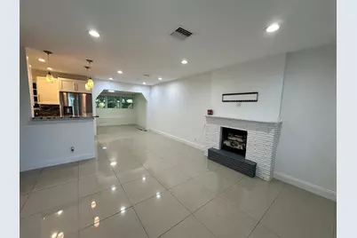 104 NE 16th Avenue, Boynton Beach, FL 33435 - Photo 14