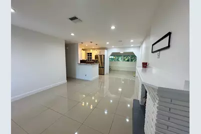 104 NE 16th Avenue, Boynton Beach, FL 33435 - Photo 12