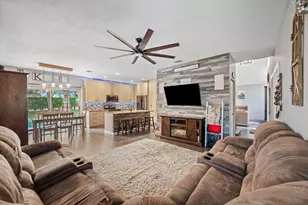 6817 Coral Reef St, Lake Worth, FL 33467 - Photo 8