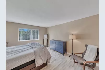 359 Lakeview Drive #201, Weston, FL 33326 - Photo 22