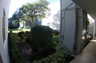 541 Normandy, Delray Beach, FL 33484 - Photo 2