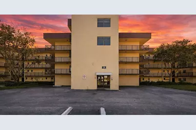 6755 W Broward Boulevard #304, Plantation, FL 33317 - Photo 2
