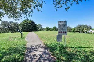 9561 N Orchard Cir, Davie, FL 33328 - Photo 54