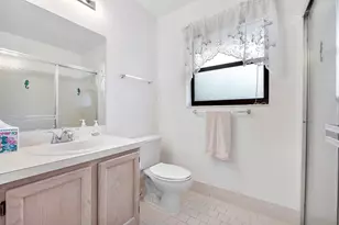 9561 N Orchard Cir, Davie, FL 33328 - Photo 32