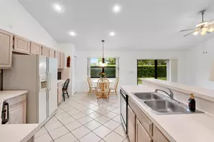 9561 N Orchard Cir, Davie, FL 33328 - Photo 26