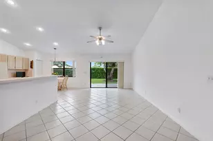 9561 N Orchard Cir, Davie, FL 33328 - Photo 18