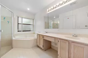 9561 N Orchard Cir, Davie, FL 33328 - Photo 42