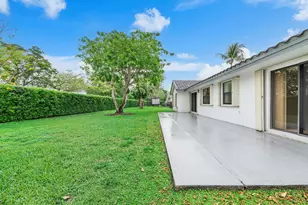 9561 N Orchard Cir, Davie, FL 33328 - Photo 6