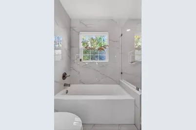 1950 NE 7th Street #105, Deerfield Beach, FL 33441 - Photo 30