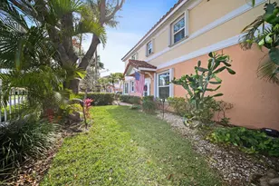 1950 NE 7th St, Deerfield Beach, FL 33441 - Photo 10