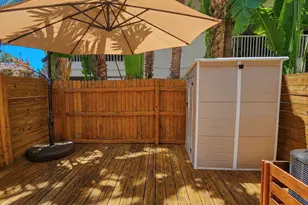 1917 NE 3rd St, Deerfield Beach, FL 33441 - Photo 26