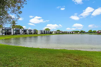 510 W Park Drive #104-3, Miami, FL 33172 - Photo 28