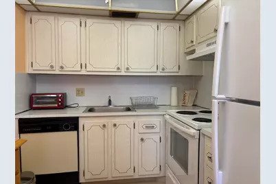 115 Camden E, West Palm Beach, FL 33417 - Photo 4