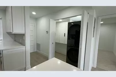 4483 Luxemburg Court #201, Lake Worth, FL 33467 - Photo 8