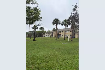 800 Cypress Park Way #Unit I1, Pompano Beach, FL 33064 - Photo 14