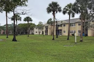 800 Cypress Park Way, Pompano Beach, FL 33064 - Photo 14