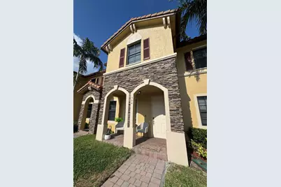 504 SE 32nd Avenue, Homestead, FL 33033 - Photo 2