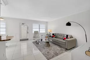 3085 E Exeter E, Boca Raton, FL 33434 - Photo 6
