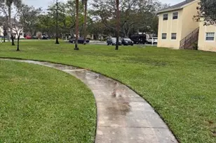 800 Cypress Park Way, Deerfield Beach, FL 33064 - Photo 2