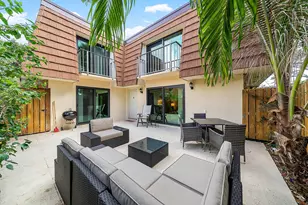 2715 27th Ct, Jupiter, FL 33477 - Photo 8