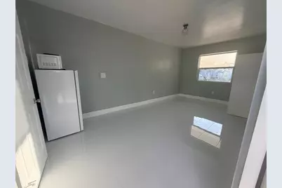 2240 SW 43rd Avenue, Fort Lauderdale, FL 33317 - Photo 2