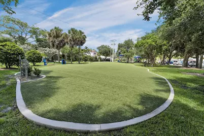 805 SE 10th Street, Fort Lauderdale, FL 33316 - Photo 12