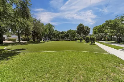 805 SE 10th Street, Fort Lauderdale, FL 33316 - Photo 10