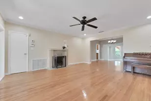 805 SE 10th St, Fort Lauderdale, FL 33316 - Photo 32