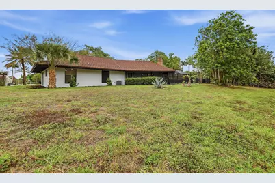 8862 Wendy Lane S, West Palm Beach, FL 33411 - Photo 28