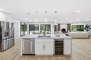 8862 Wendy Ln S, West Palm Beach, FL 33411 - Photo 4