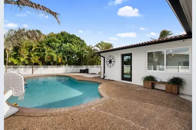 7601 NW 41st Street, Coral Springs, FL 33065 - Photo 4