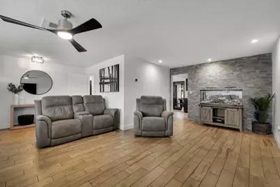 7601 NW 41st Street, Coral Springs, FL 33065 - Photo 8